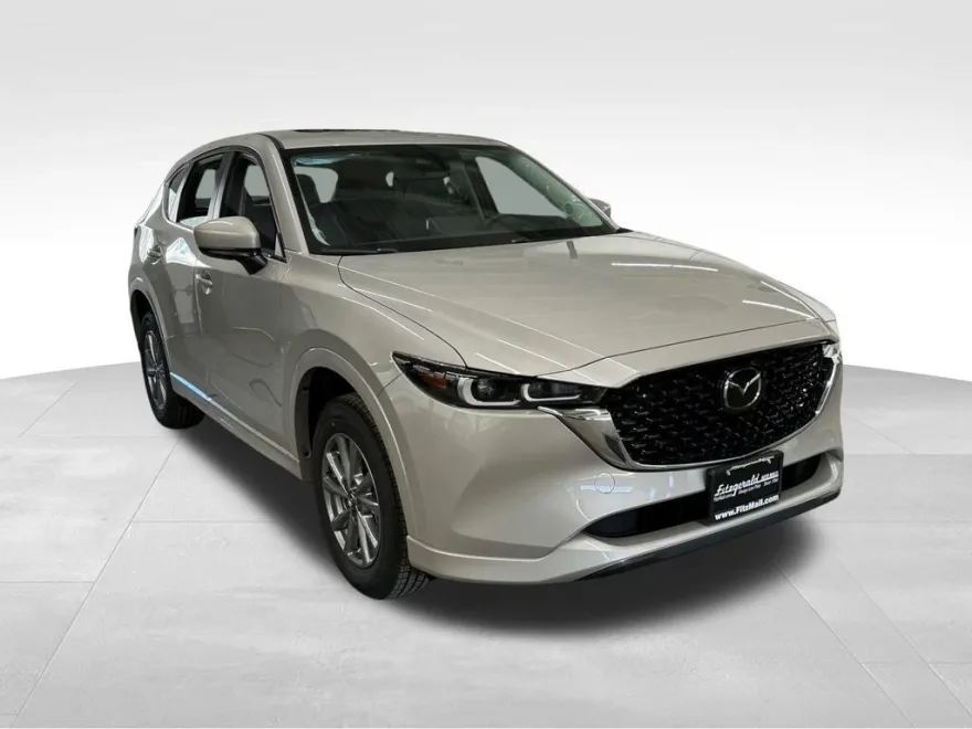 2025 Mazda CX-5 2.5 S Preferred photo 1