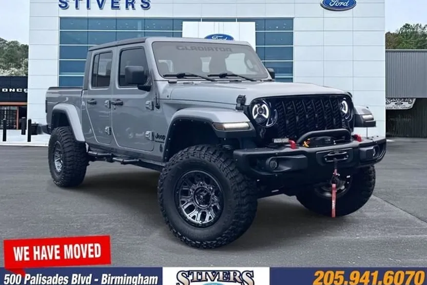 2021 Jeep Gladiator Willys photo 1