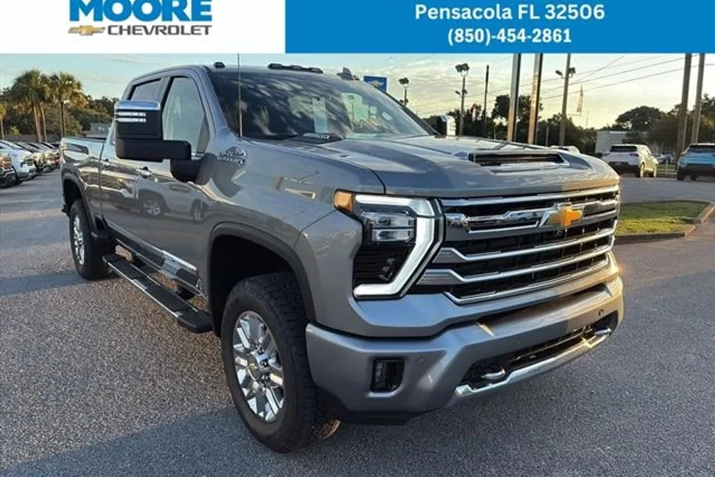 2025 Chevrolet Silverado 2500HD High Country photo 1