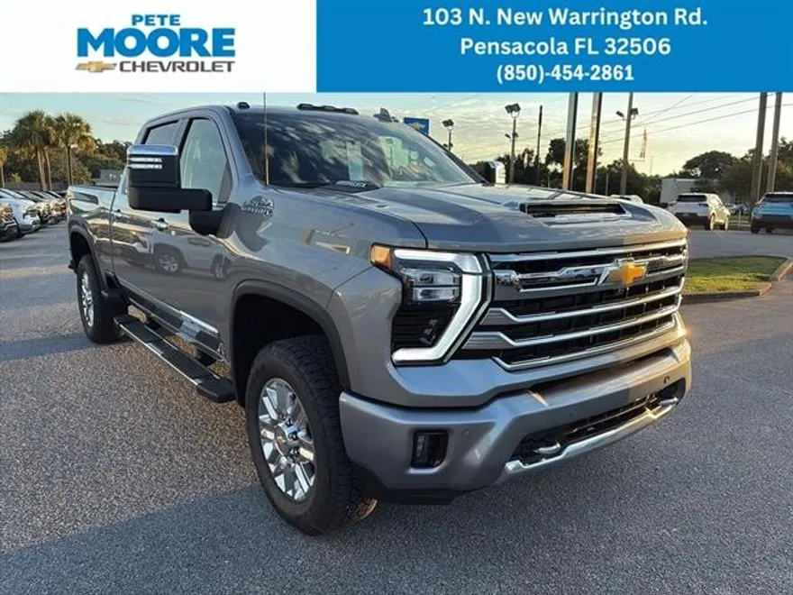 2025 Chevrolet Silverado 2500HD High Country photo 1