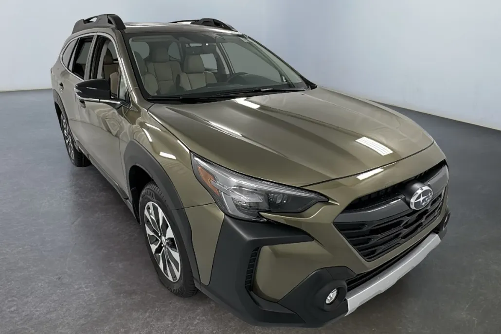 2025 Subaru Outback Limited photo 1