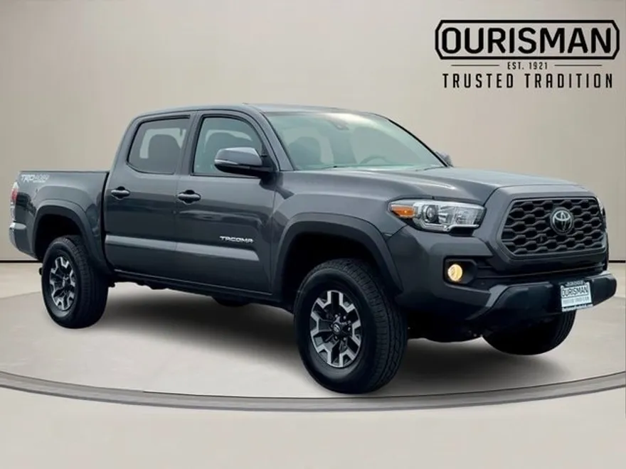 2023 Toyota Tacoma TRD Off-Road photo 1