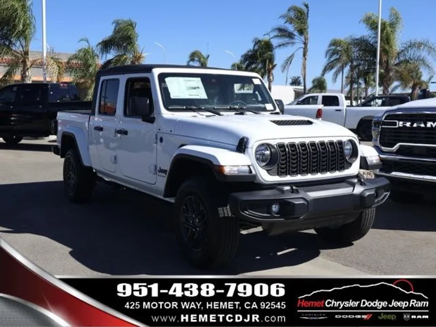 2025 Jeep Gladiator Sport S photo 1