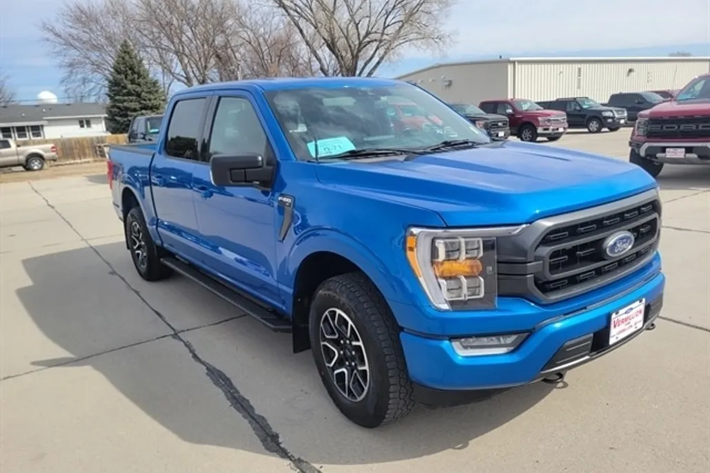 2021 Ford F-150 XLT photo 1