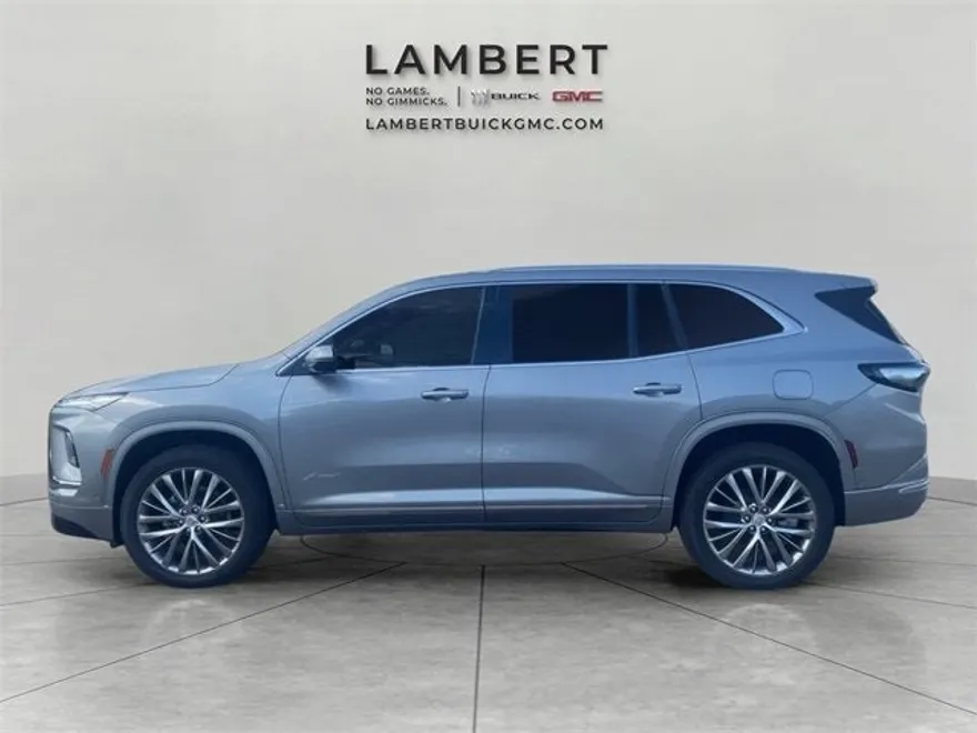 2026 Buick Enclave Avenir photo 1