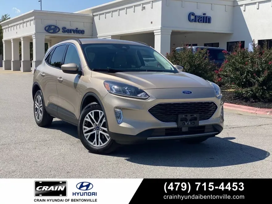 2021 Ford Escape SEL photo 1