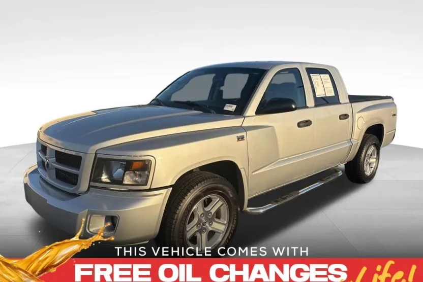 2011 Dodge Dakota SXT SLT photo 1