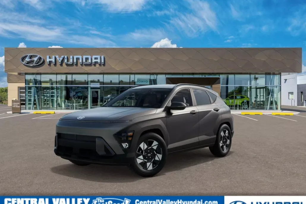 2025 Hyundai Kona SEL photo 1