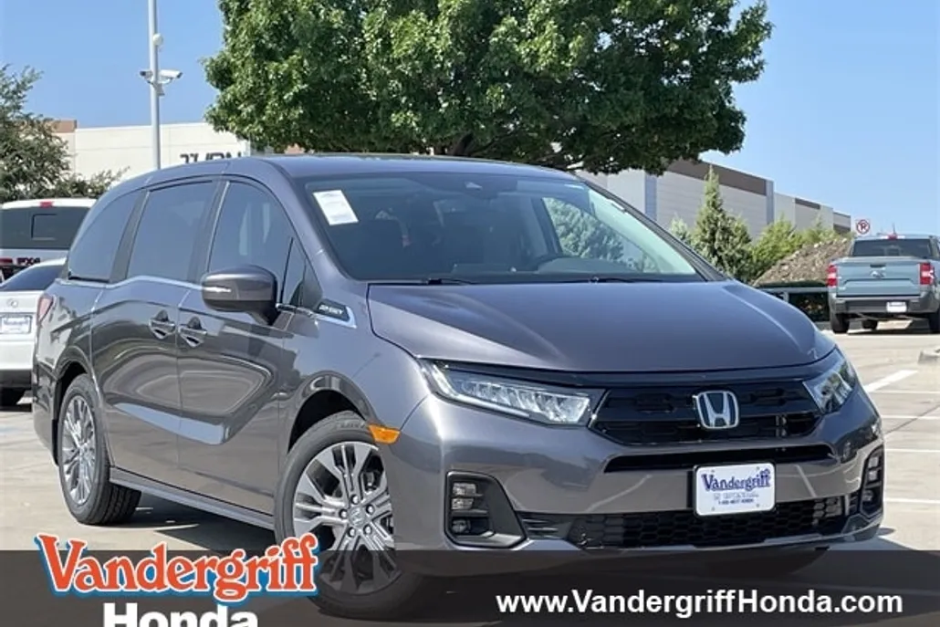 2026 Honda Odyssey Touring photo 1