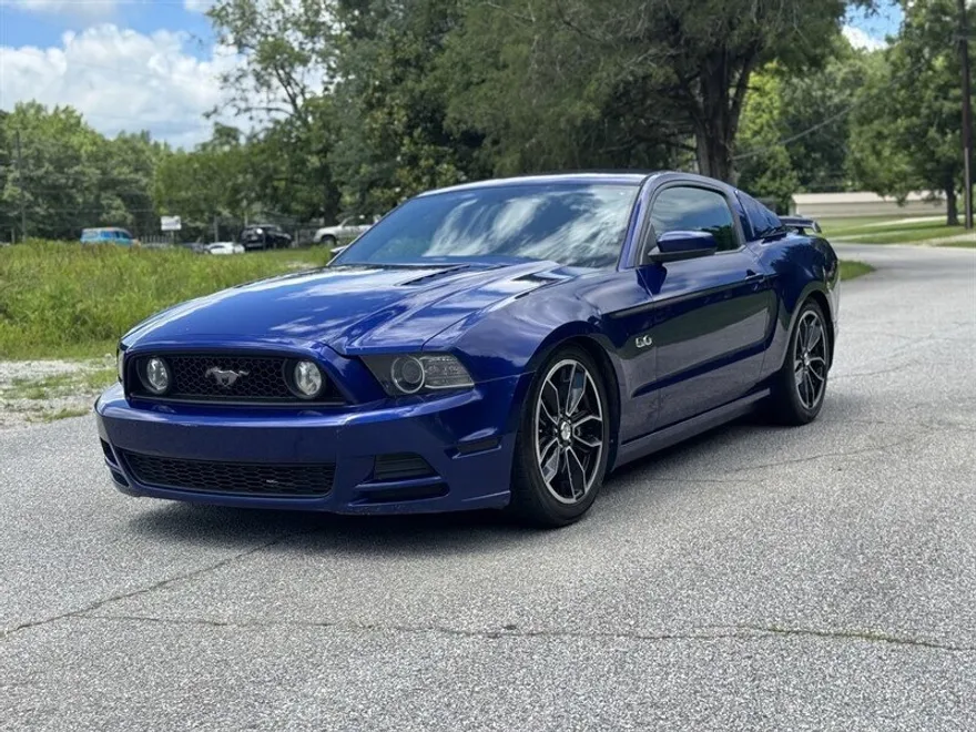 2014 Ford Mustang GT Premium photo 1