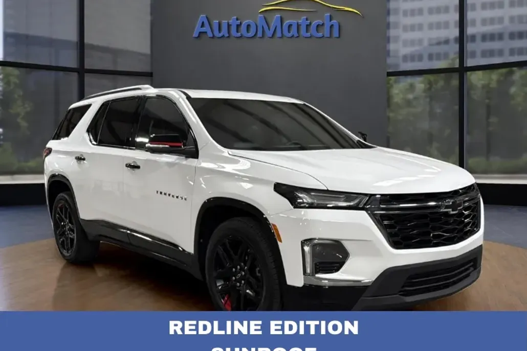 2023 Chevrolet Traverse Premier photo 1