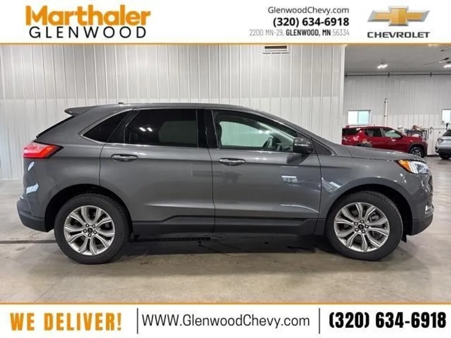 2024 Ford Edge Titanium photo 1