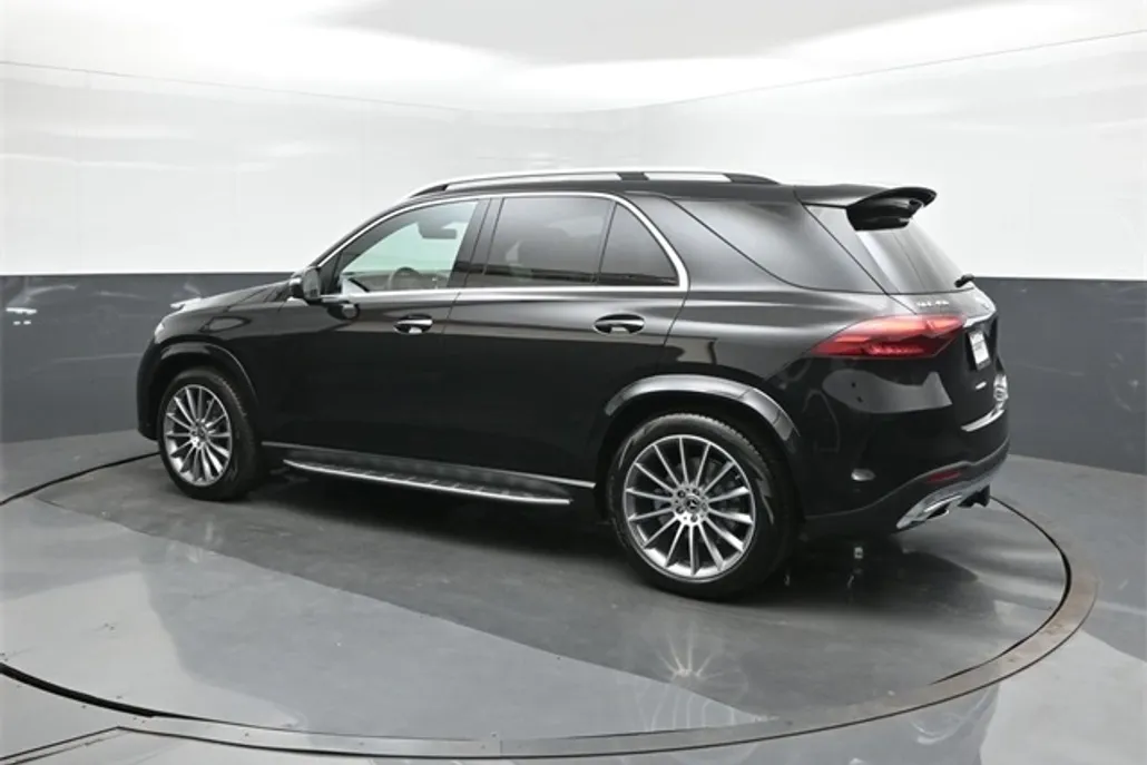 2026 Mercedes Benz GLE 450 4MATIC photo 1