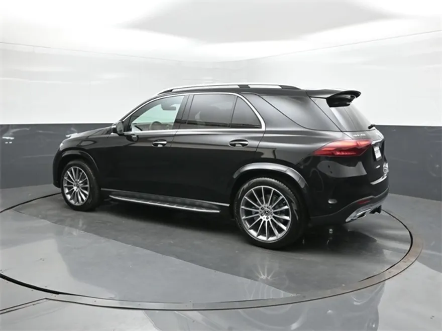 2026 Mercedes Benz GLE 450 4MATIC photo 1
