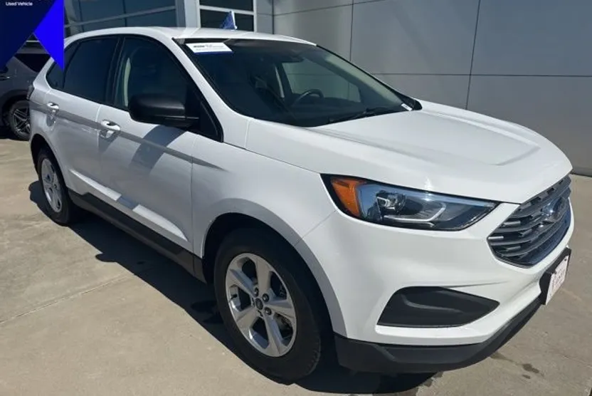2019 Ford Edge SE photo 1