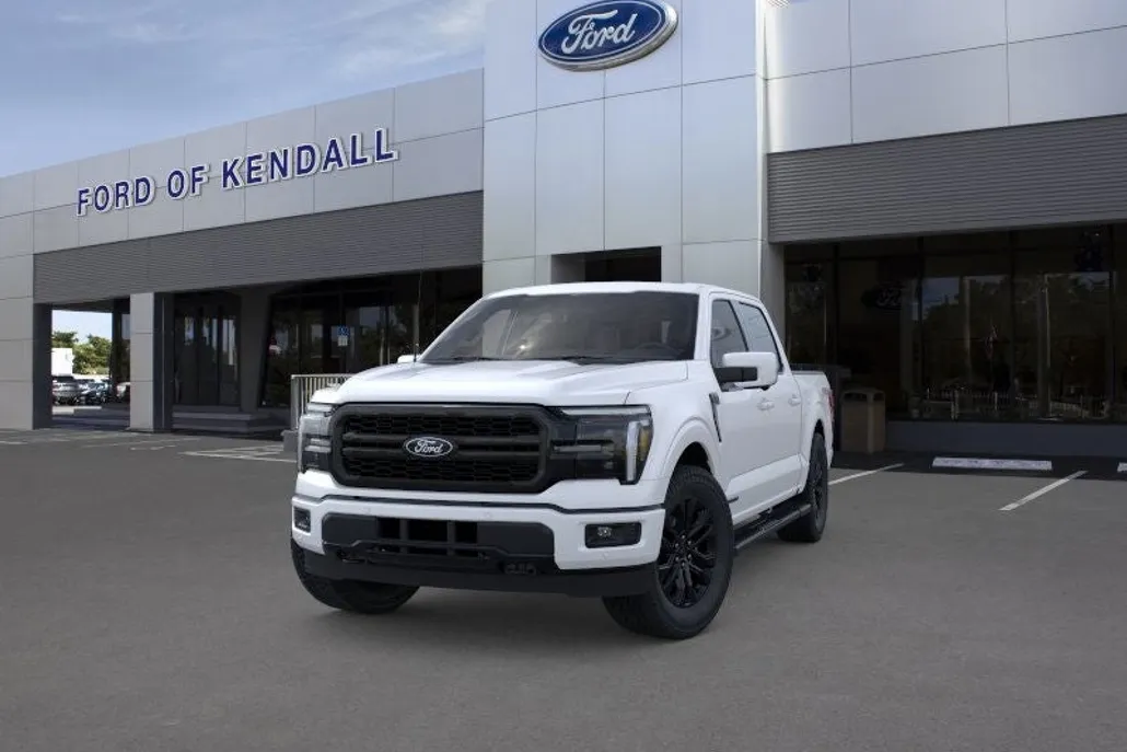 2025 Ford F-150 Lariat photo 1