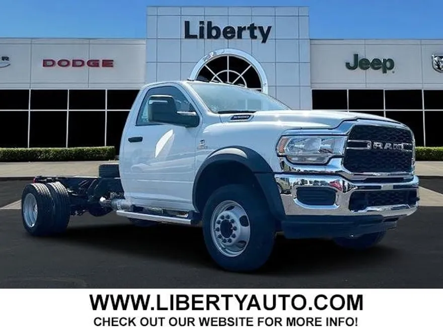 2024 Ram 5500 Tradesman photo 1