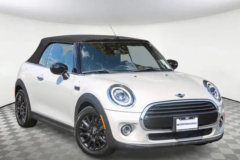 2021 Mini Cooper Signature Convertible photo 1