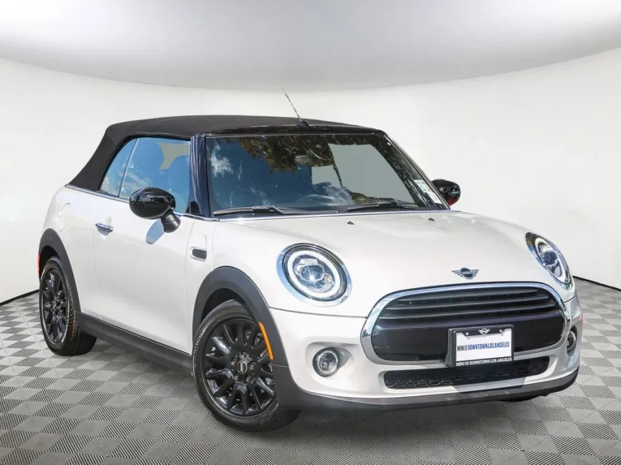 2021 Mini Cooper Signature Convertible photo 1