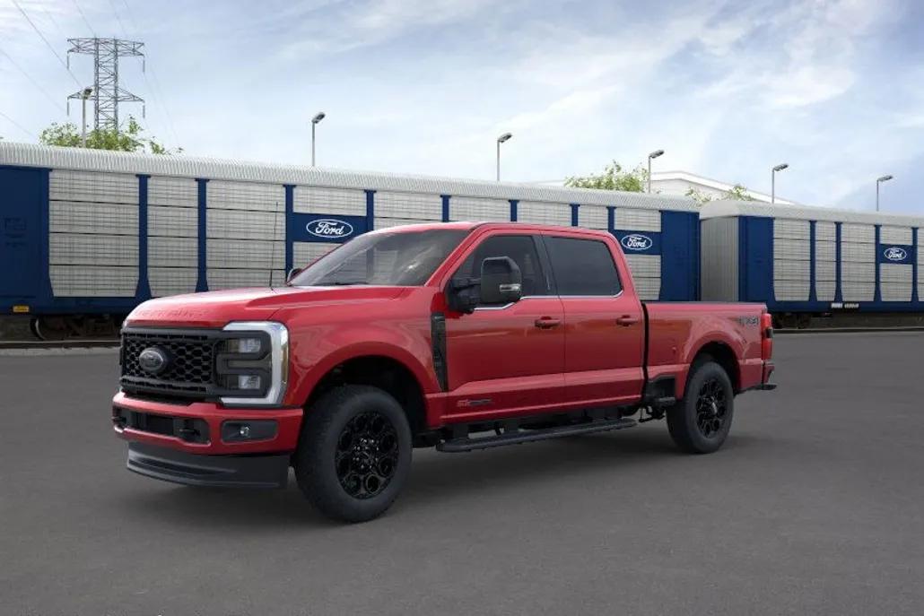 2025 Ford F-350 Lariat photo 1