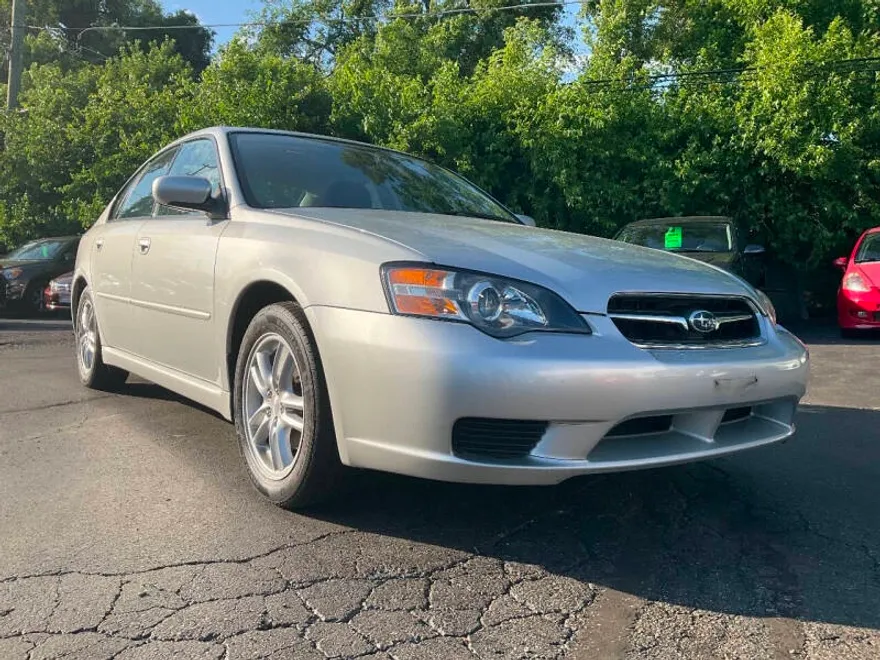 2005 Subaru Legacy 2.5i photo 1