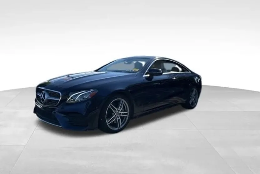 2018 Mercedes Benz E 400 photo 1