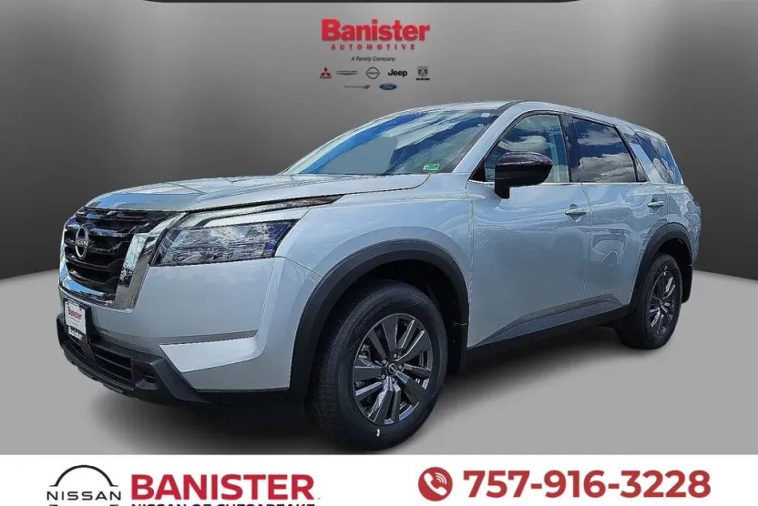 2025 Nissan Pathfinder S photo 1