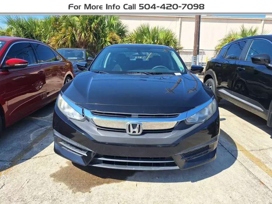2017 Honda Civic LX photo 1