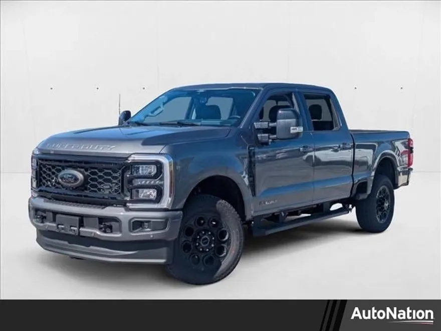 2025 Ford F-250 Lariat photo 1