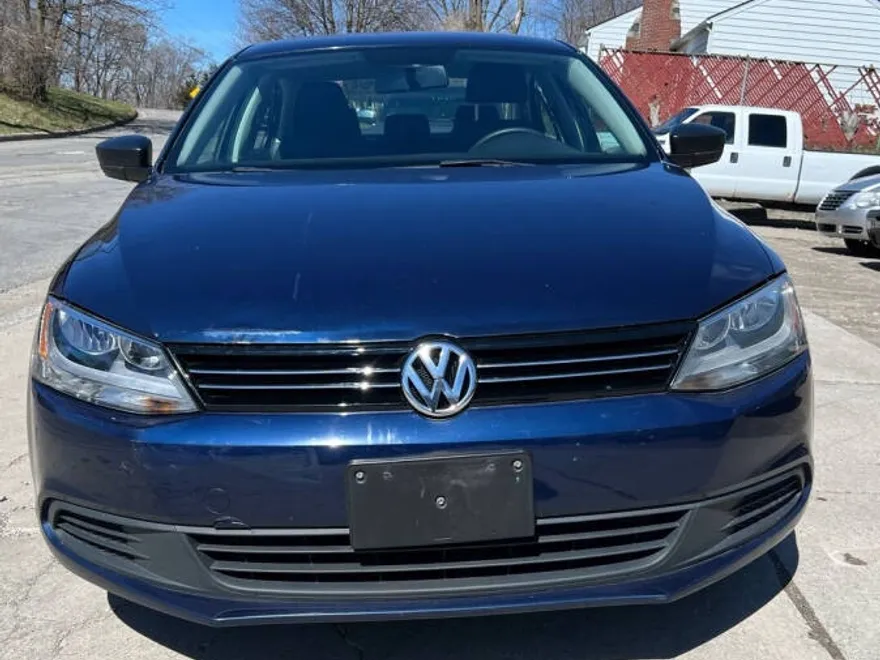 2013 Volkswagen Jetta Trendline photo 1