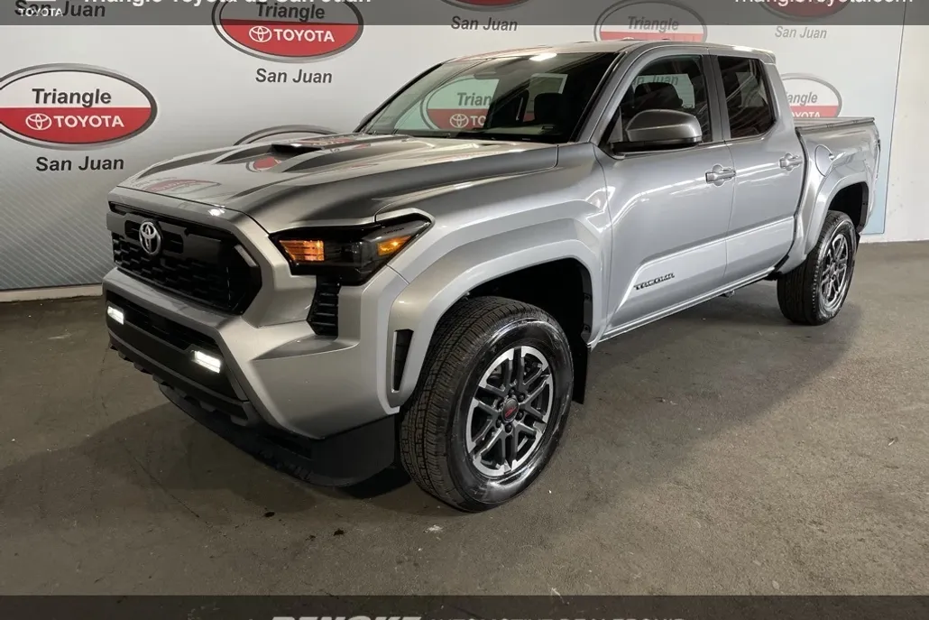 2025 Toyota Tacoma photo 1