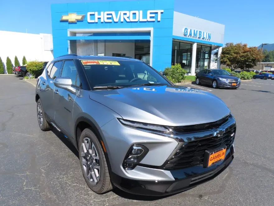 2025 Chevrolet Blazer RS photo 1