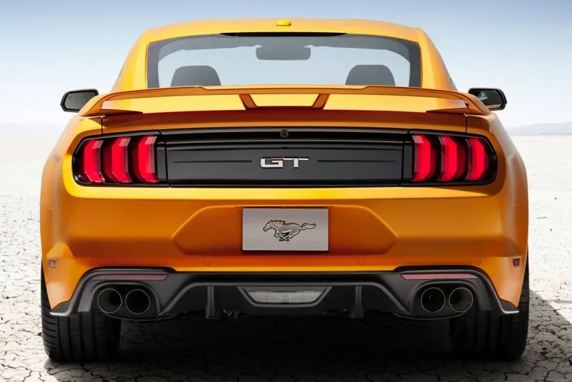 2022 Ford Mustang GT photo 1
