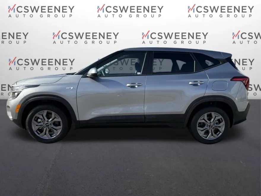 2024 Kia Seltos LX photo 1
