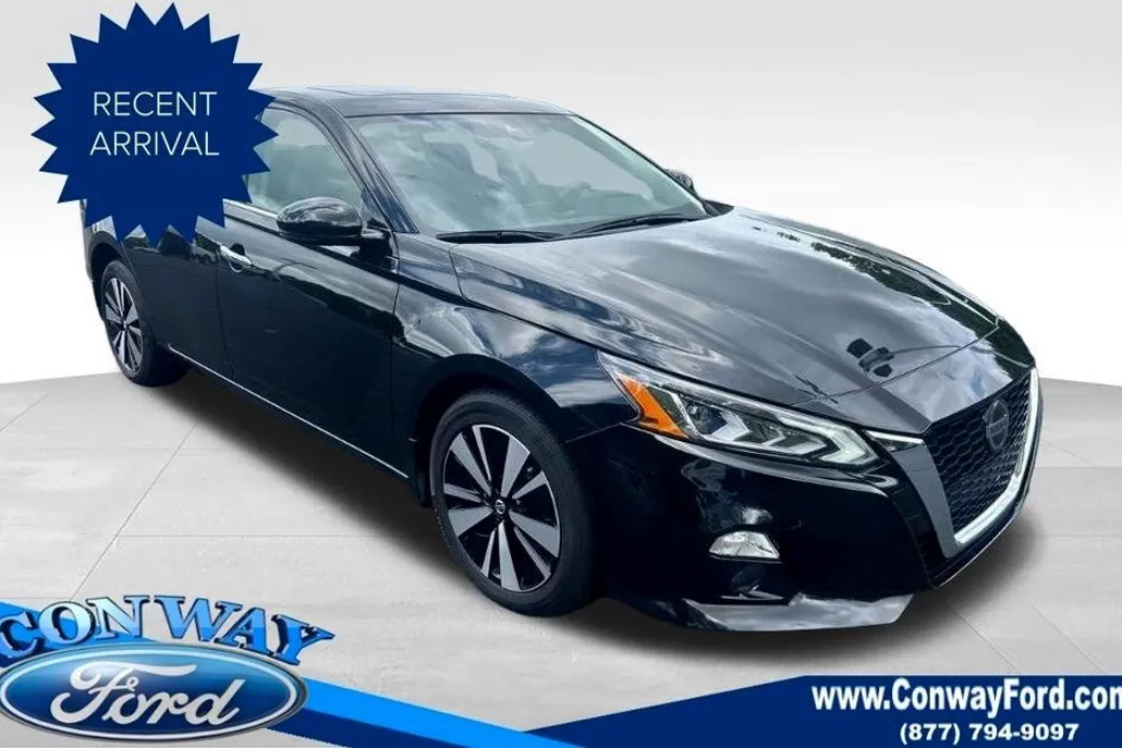 2022 Nissan Altima 2.5 SL photo 1