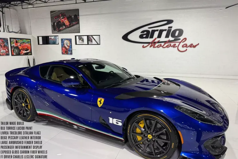 2023 Ferrari 812 Competizione photo 1