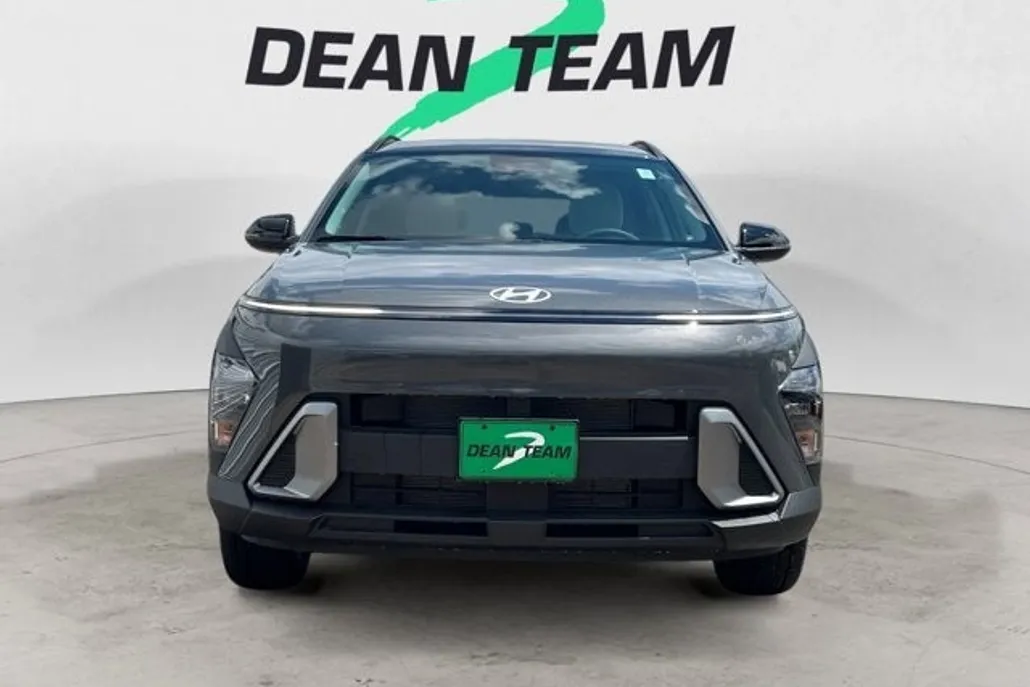 2026 Hyundai Kona SEL photo 1