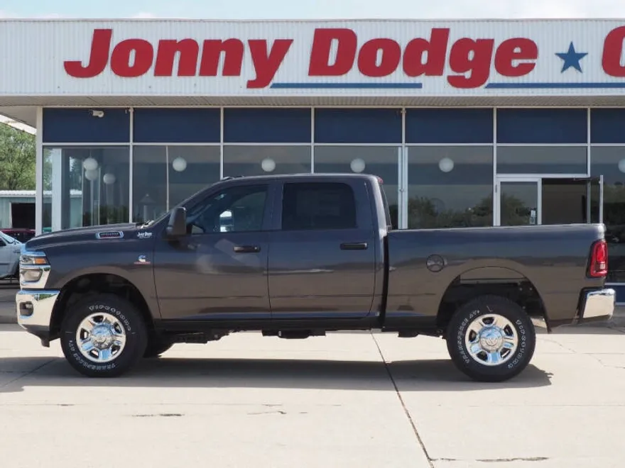 2025 Ram 2500 Tradesman photo 1