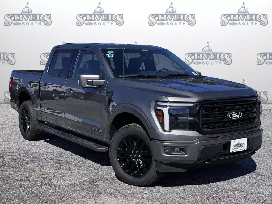 2025 Ford F-150 Lariat photo 1