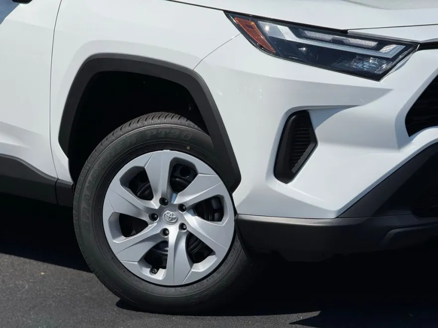 2025 Toyota RAV4 LE photo 1