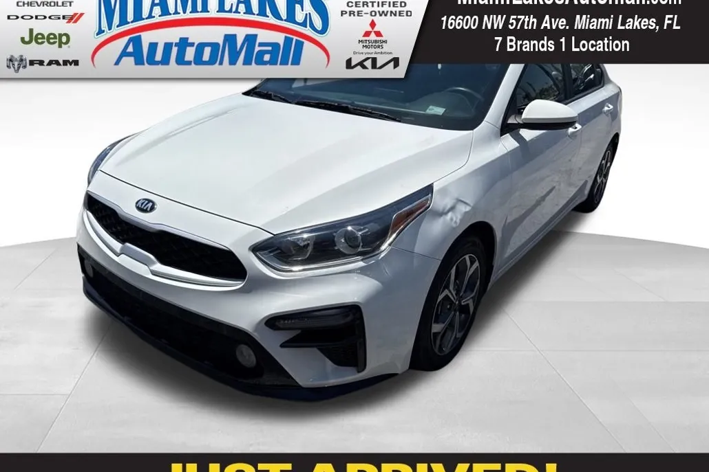 2021 Kia Forte LXS photo 1