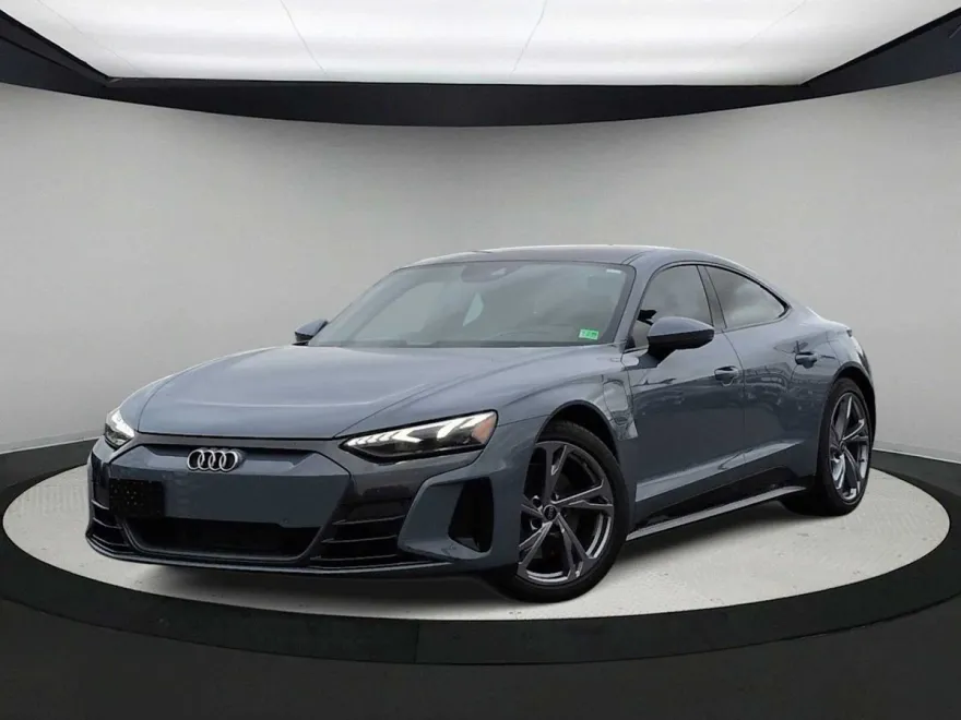 2023 Audi e-tron GT Premium Plus photo 1