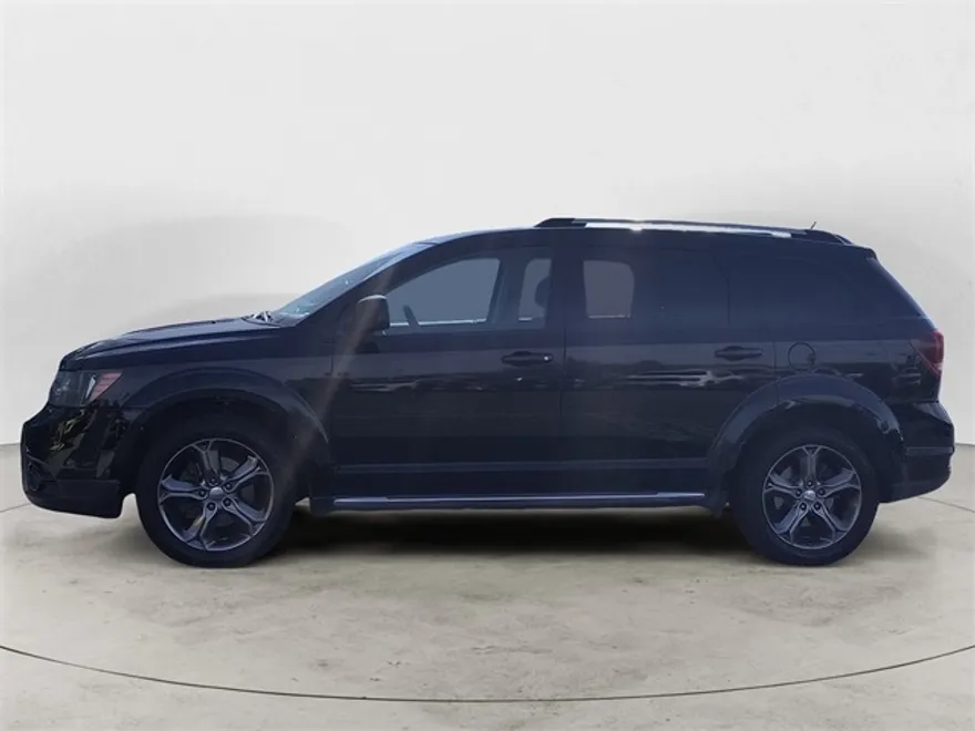 2017 Dodge Journey Crossroad photo 1