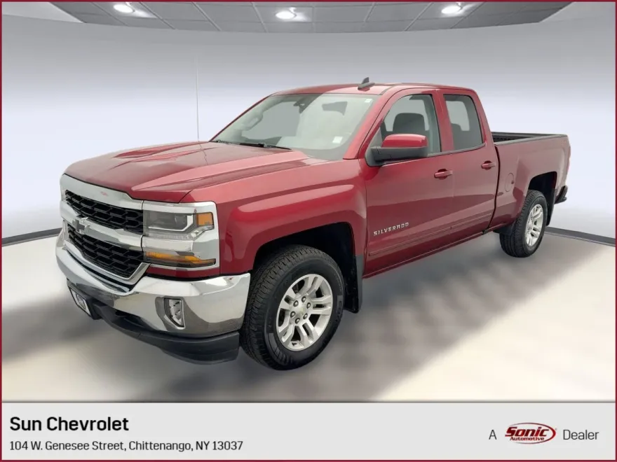 2018 Chevrolet Silverado 1500 LT photo 1