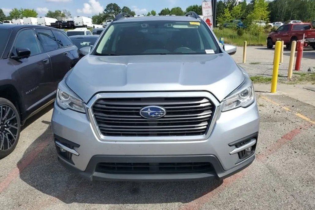 2020 Subaru Ascent Limited photo 1