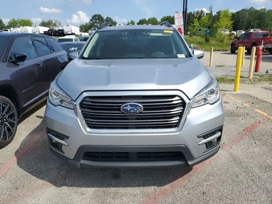 2020 Subaru Ascent Limited photo 1