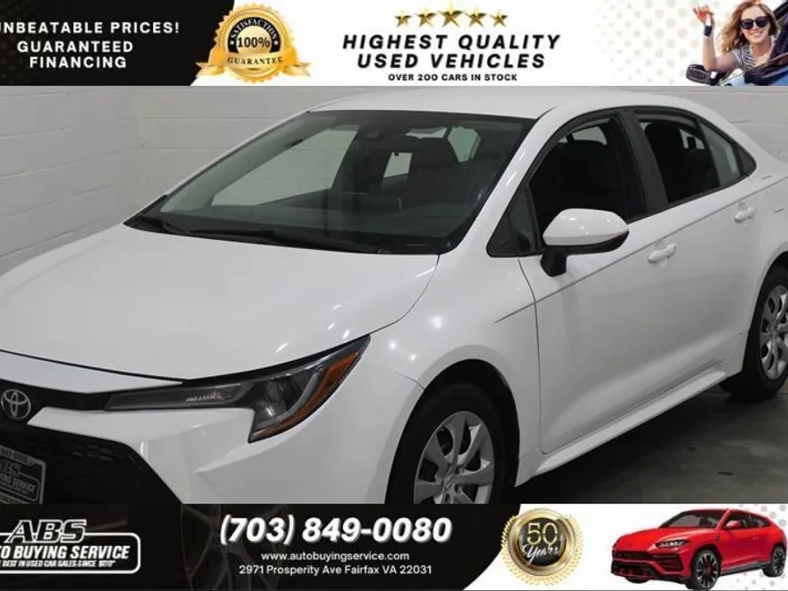 2020 Toyota Corolla LE photo 1