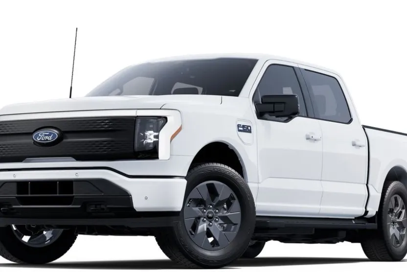 2025 Ford F-150 Lightning photo 1
