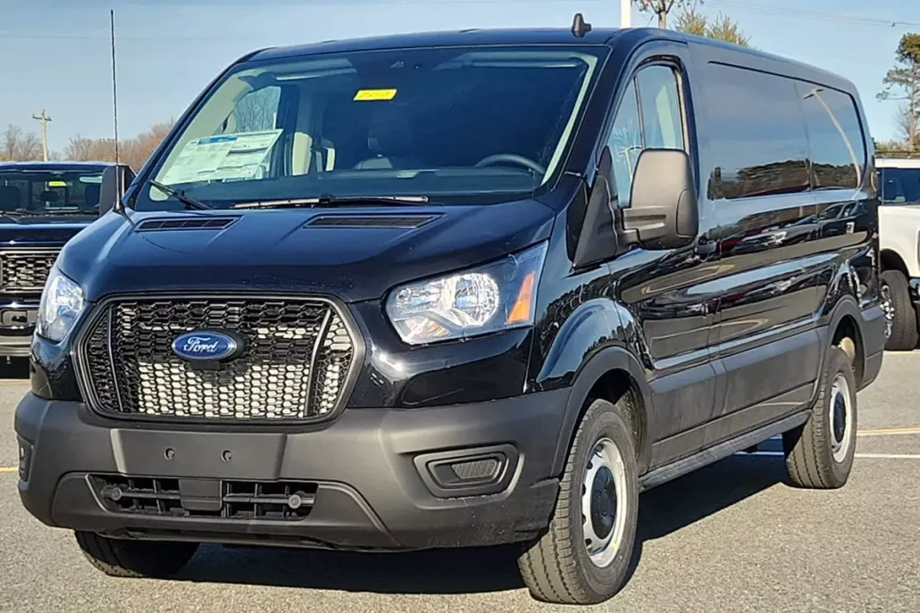 2025 Ford Transit photo 1