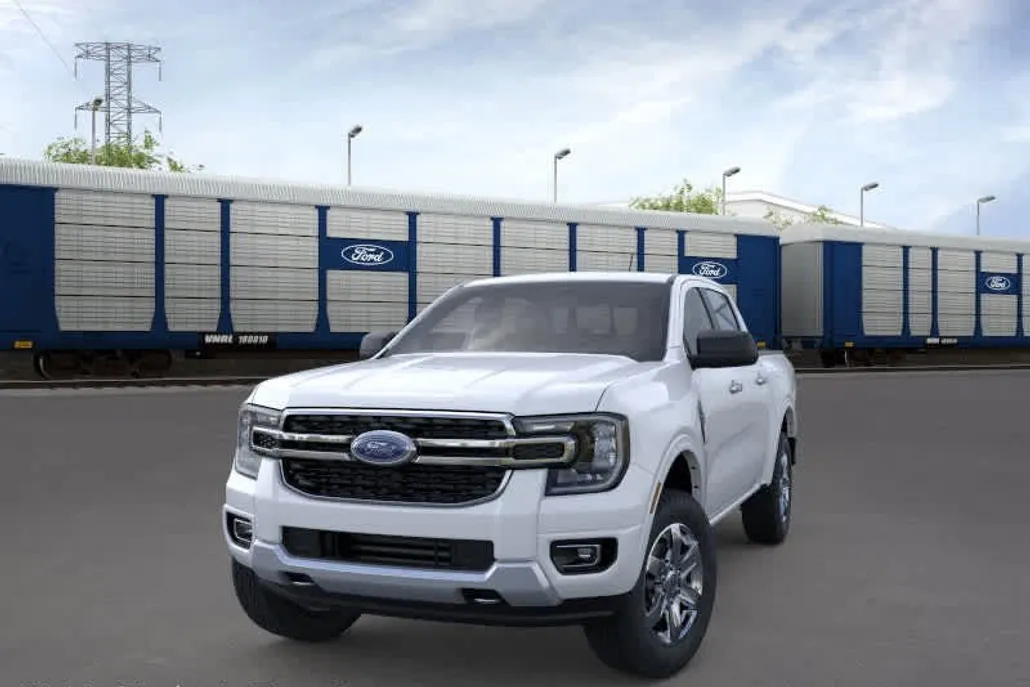 2025 Ford Ranger XLT photo 1
